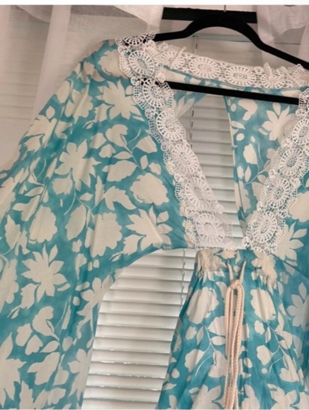 Free People NWT Turquoise Floral Wide Leg Jumpsuit S - Picture 2 of 3